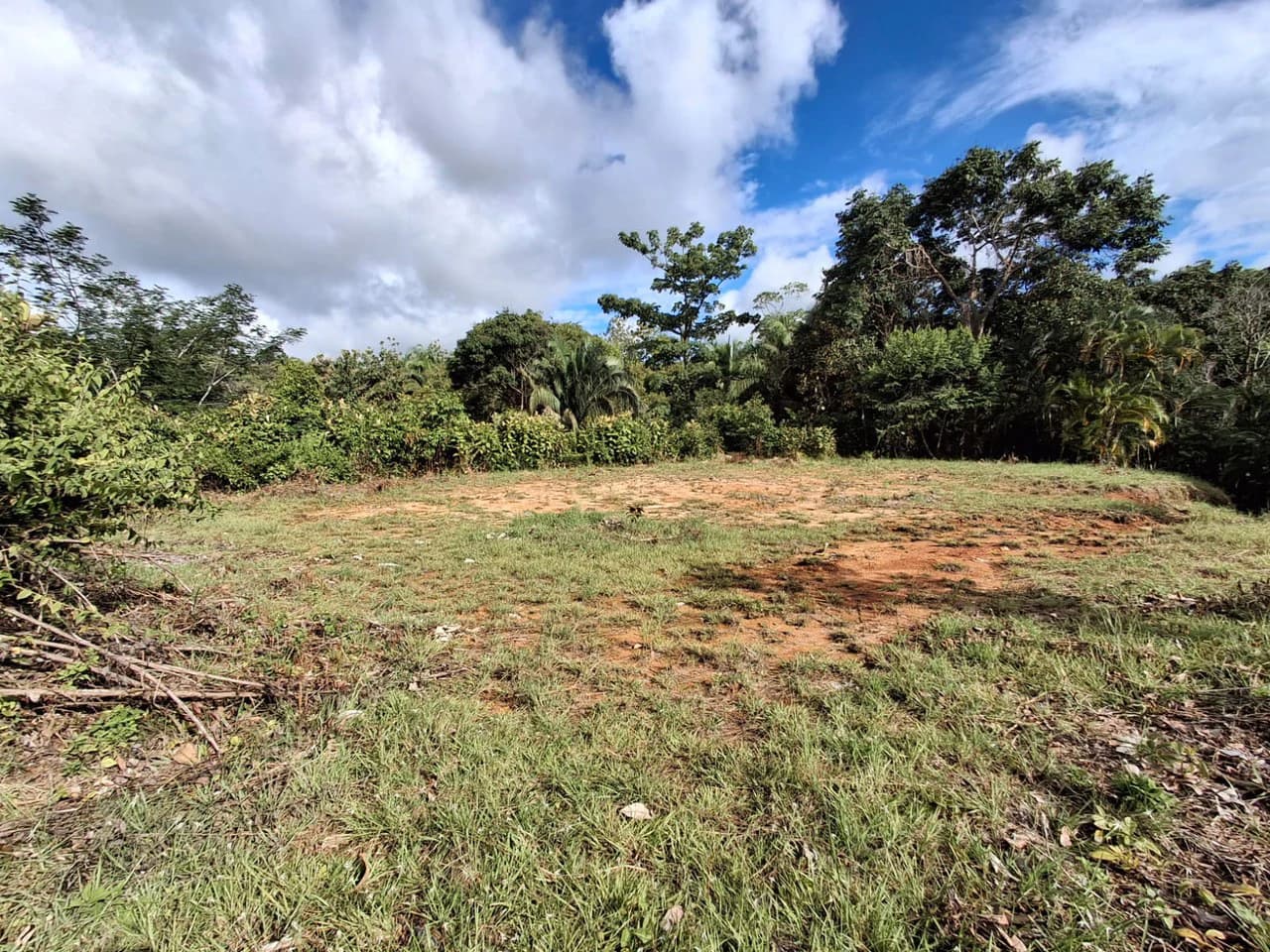 Hilltop Ocean Paradise: 10 ha (103,600m2) for private compound or development - photo 5