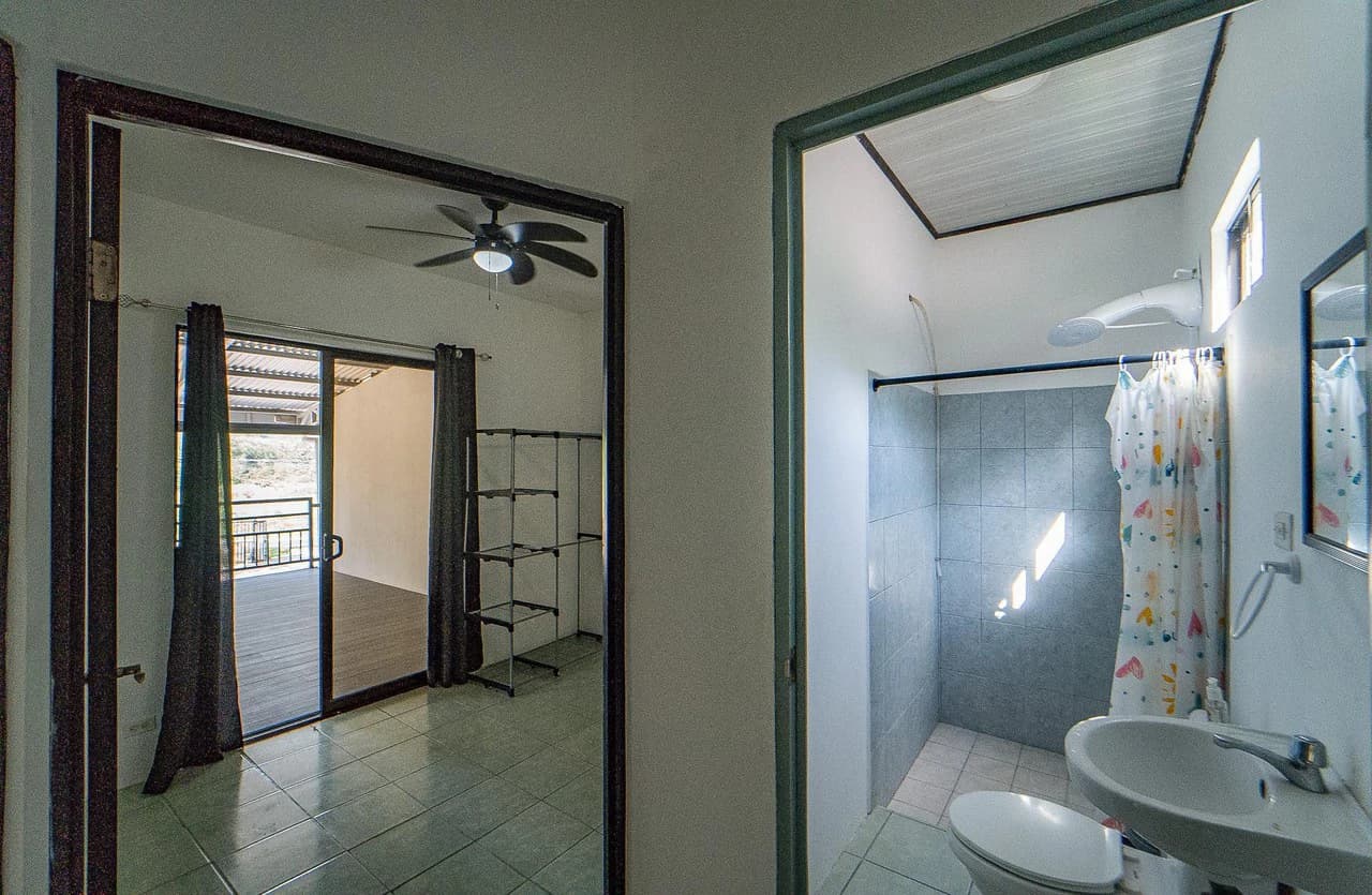Cantarana Studios: Multiunit Property with tons of Potential - photo 20