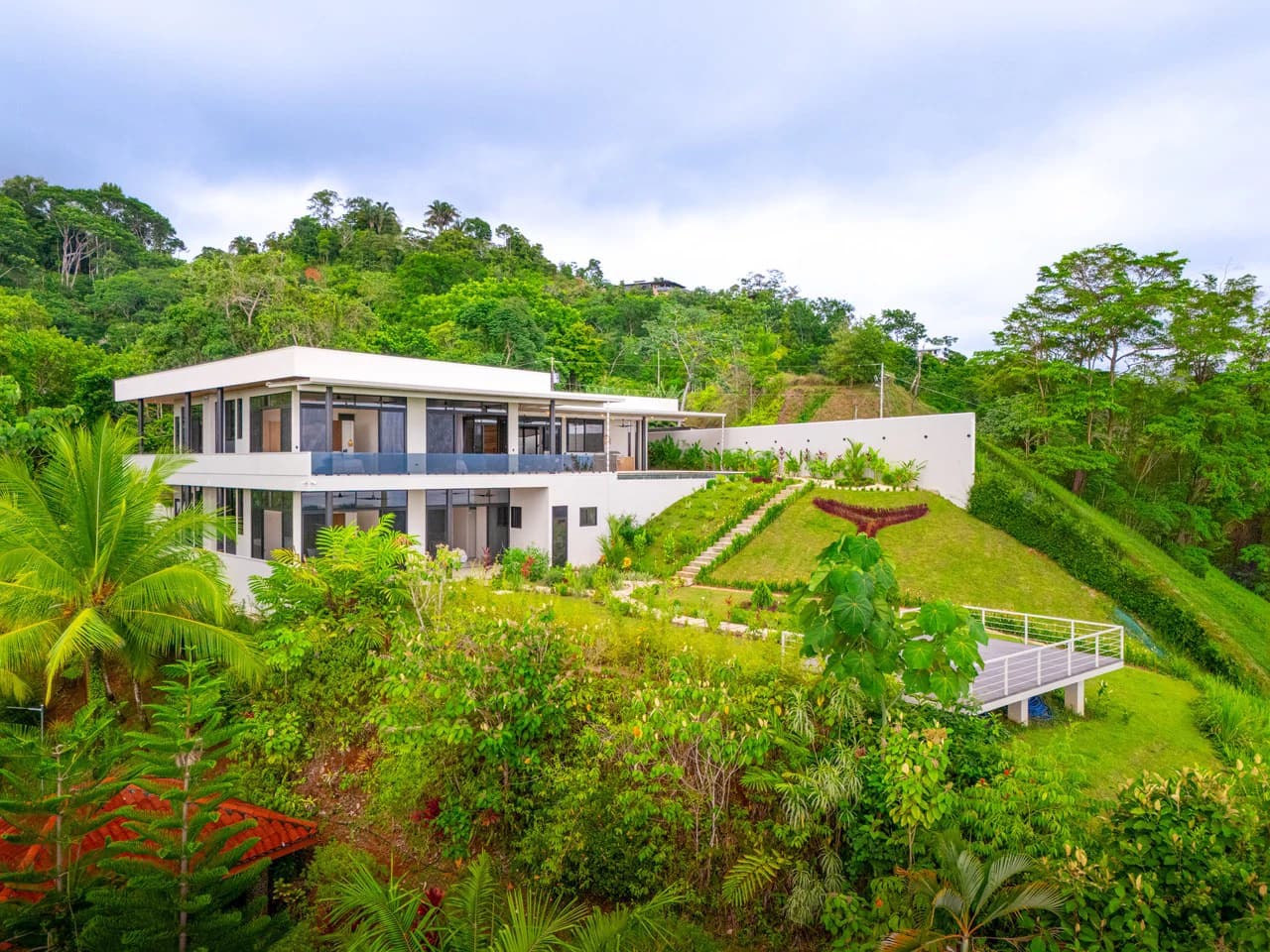 Lion's Gate Sunset Estate - photo 6