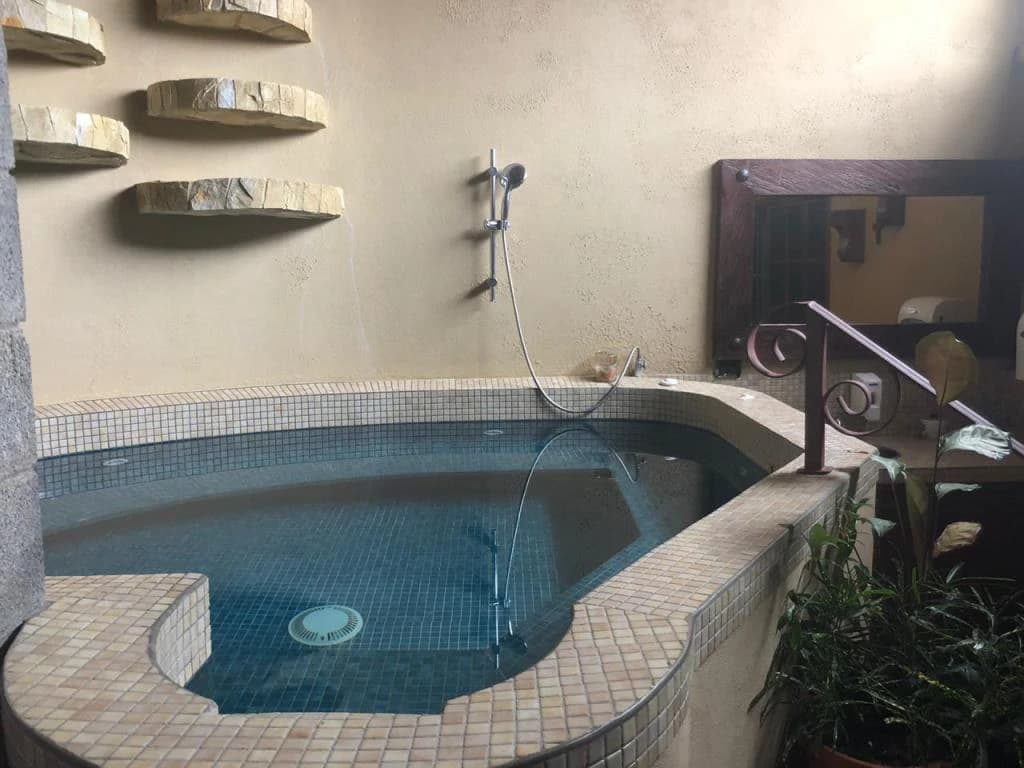 Beautiful Mountain Property for Sale in the Tourist Area of Miravalles, Currently Rented and Operating as a Restaurant – Excellent Investment Opportunity - photo 26