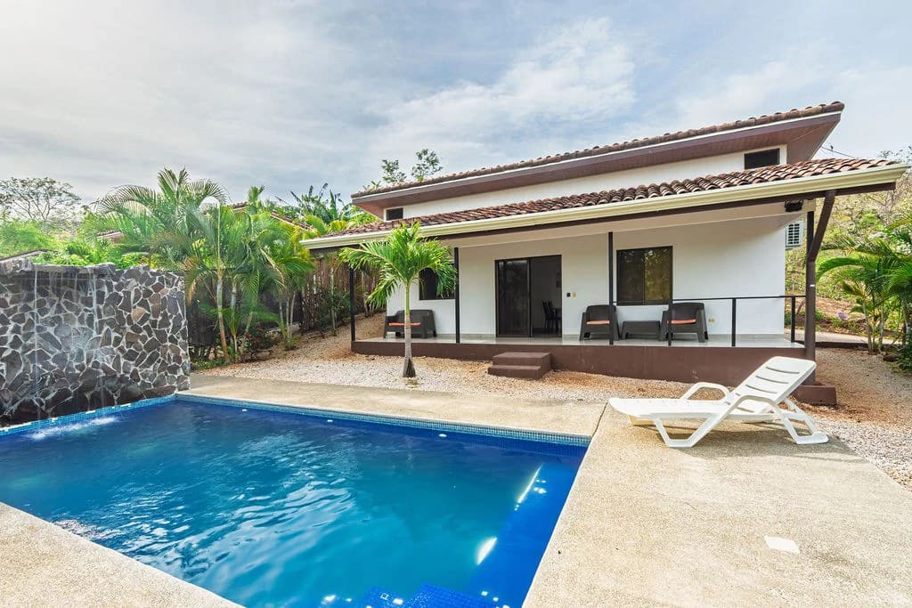 Villa Los Monos: High-Income 9-Unit Rental Property Near Playa Grande - photo 60