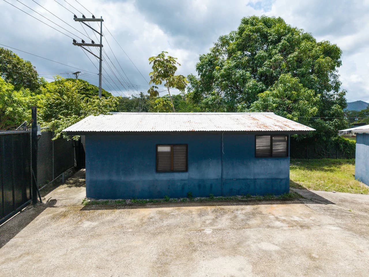 Potrero Fixer Upper: Fully Serviced 500 m² Lot - photo 7