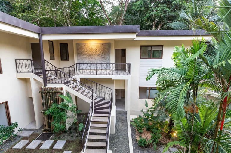 VILLA #1: Live or invest in a property that has it all: the perfect harmony between luxury and nature - photo 5