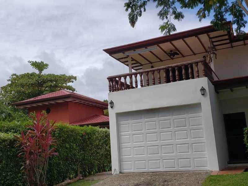Casa Tropical Breezes: Walk to the Beach from a Secure Gated Community in Bejuco! - photo 2