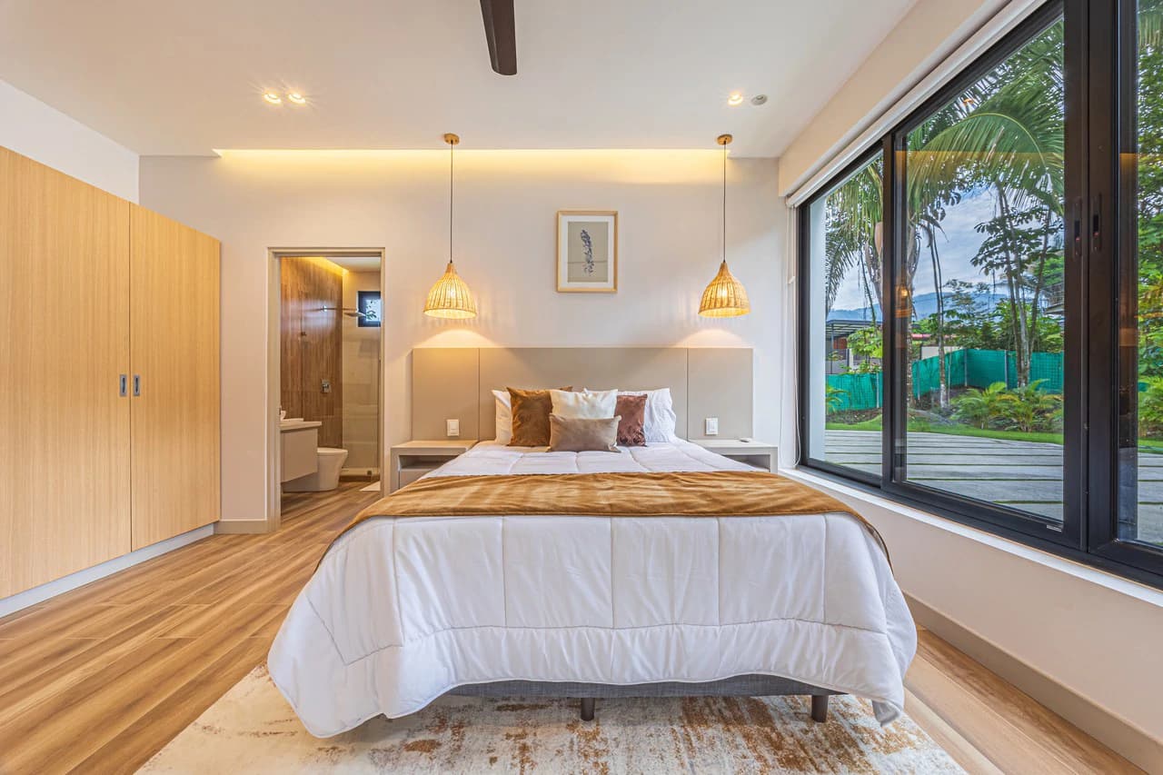 Luxury, Comfort & Investment Potential – Ocean-View Home in Uvita - photo 17