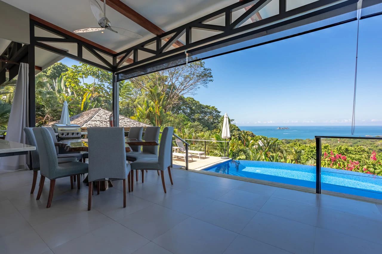 Luxury Villa with Guest House and Ocean Views of Costa Ballena - photo 8