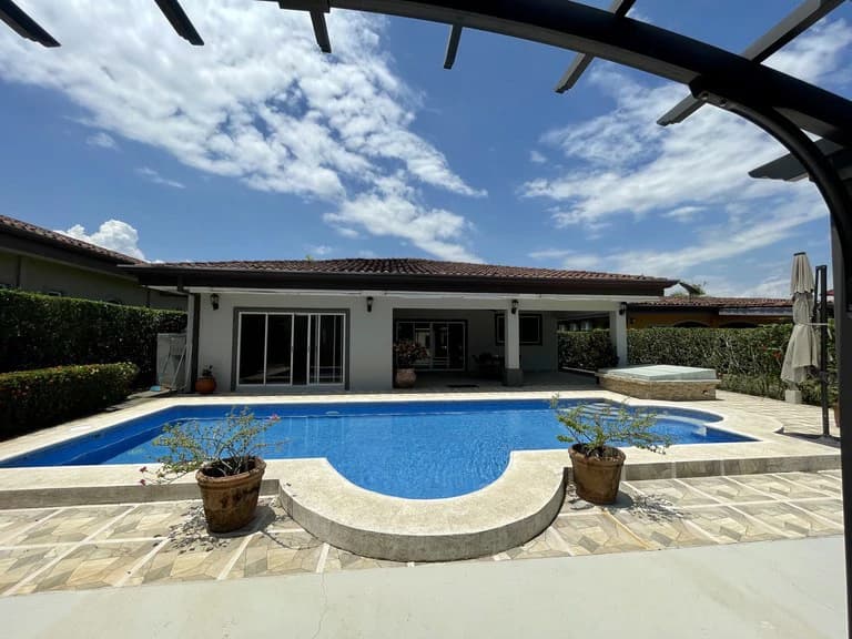 Casa Eight: Beach is my style! Playa Bejuco, Puntarenas, Costa del Sol. Fully Remodeled Tropical Sanctuary - photo 17