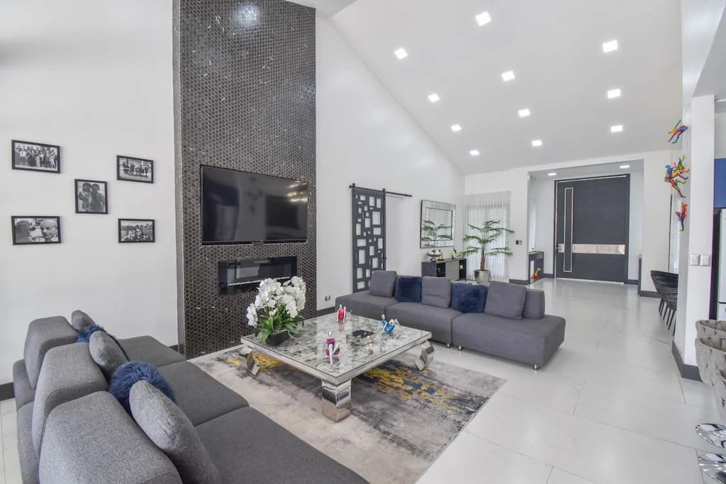 House For Sale in Lindora - photo 4