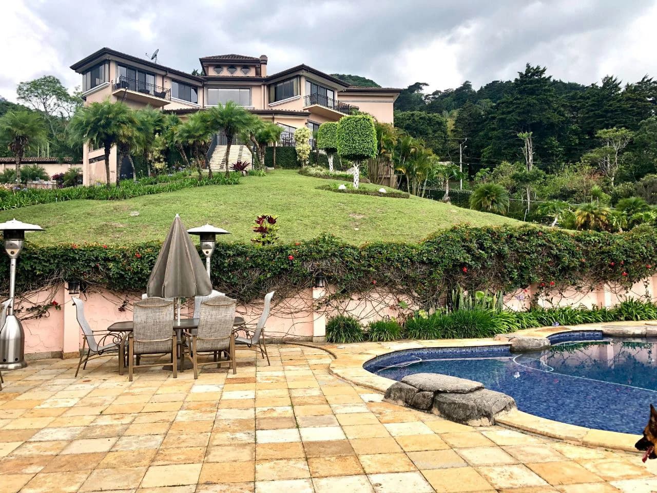 House in San Antonio de Escazú