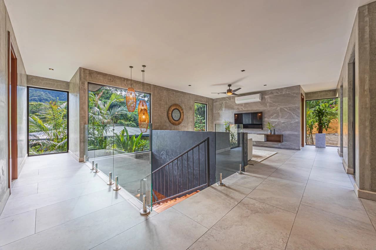 A True Estate Beyond Compare, Ocean Views For Miles: Mountain House For Sale in Uvita - photo 54