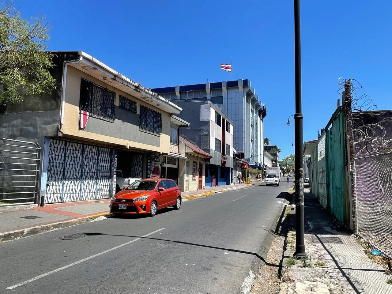 Commertial lot for sale San Jose Costa Rica close la Biblica Hospital - photo 3