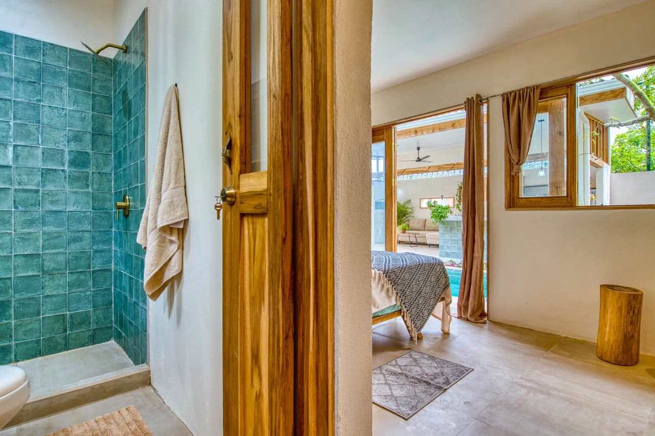 2 Bd/2 Ba - Move-In Ready Caribbean Living in Central Puerto Viejo - photo 6