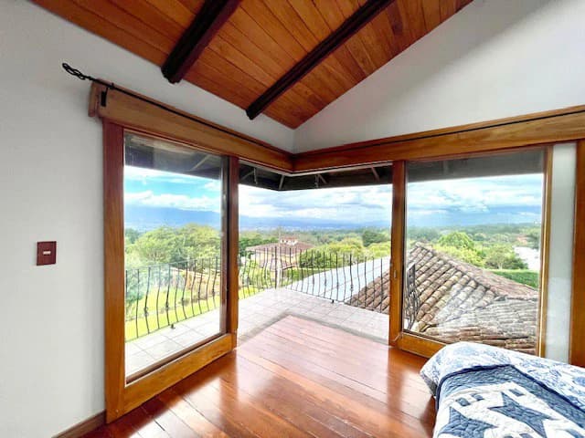 Colonial-Contemporary House with Retractable Star Roof, Guest House, and Panoramic Views - photo 28