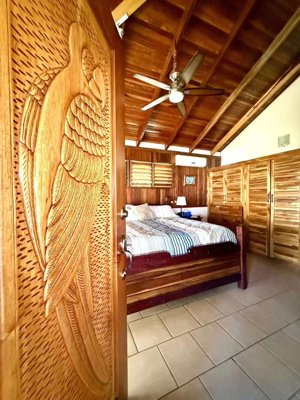 CASA DE LAPAS - OCEAN VIEW: Could you live at the Top of a Mountain in Costa Rica? Because.... now you can! Billion dollar views and LARGE ACREAGE for only $1 Million USD. - photo 33