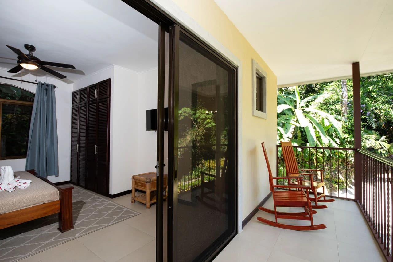 Manuel Antonio 3 bedroom- 3 bath with pool in Gated Development - photo 33