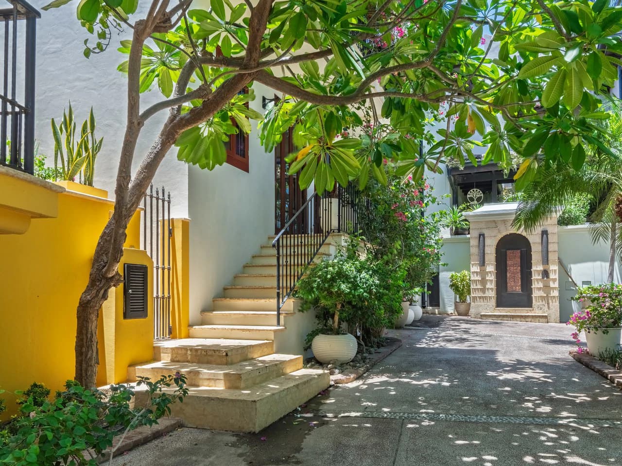 25 Paseo Del Mar: Best-Priced Beachfront Home in Las Catalinas - photo 43