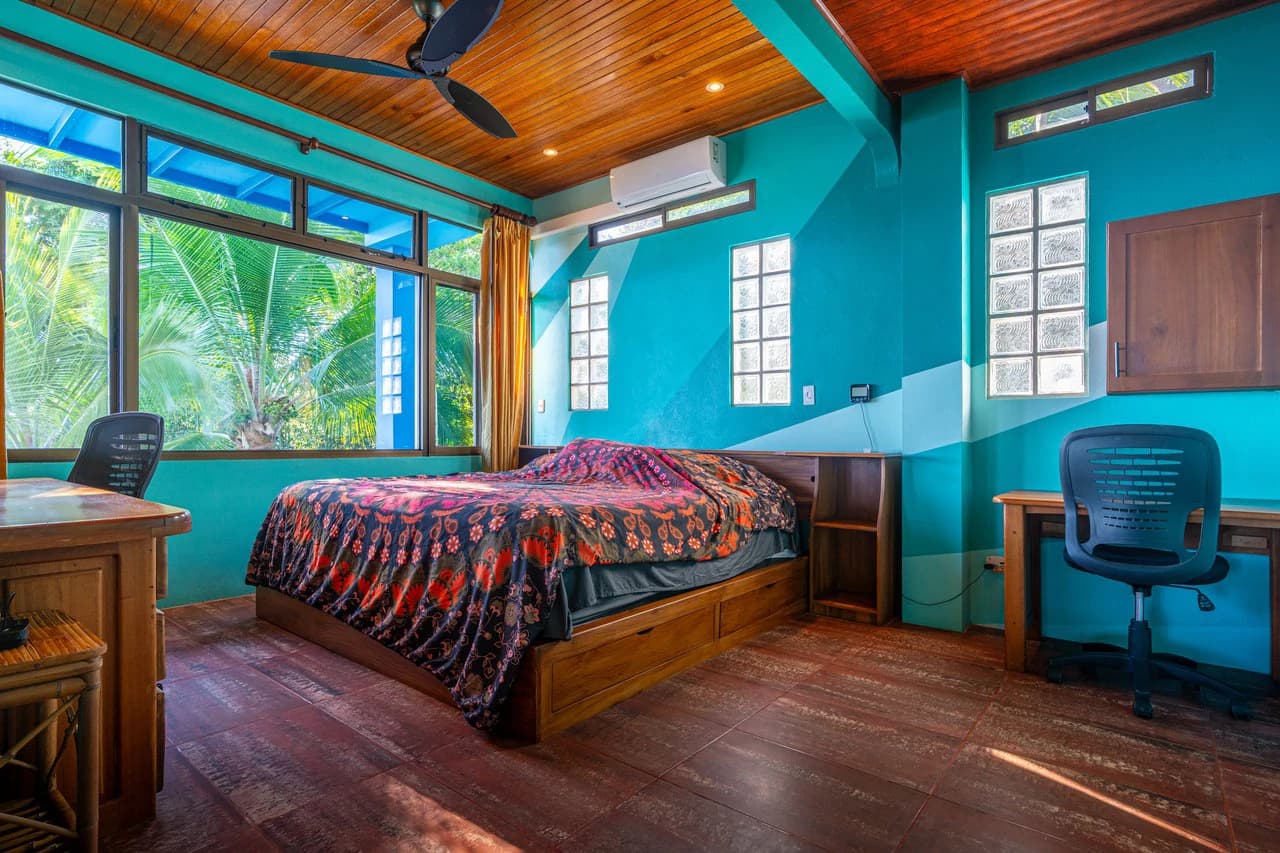 Casa Vista Harmonia: Legendary Ocean Views and Sustainable Living! - photo 49