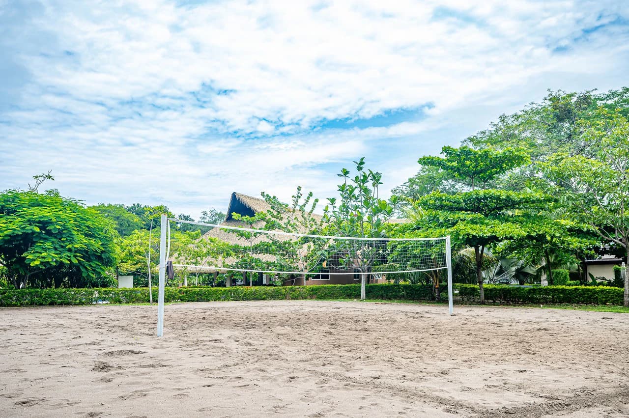 A Home in Jaco's Best Gated Community!: Near the Coast Condominium For Sale in Jacó - photo 35
