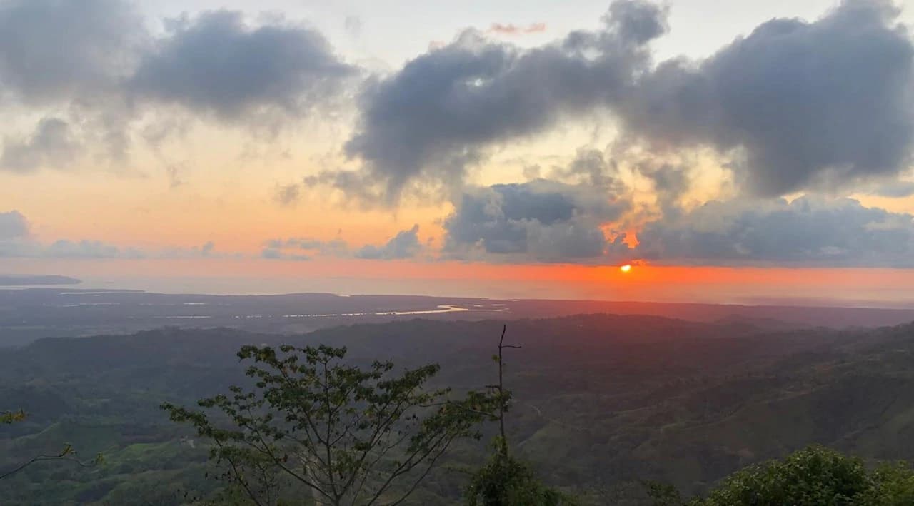 Sortisomnis: Stunning Ocean View Retreat & Rental Investment - photo 4