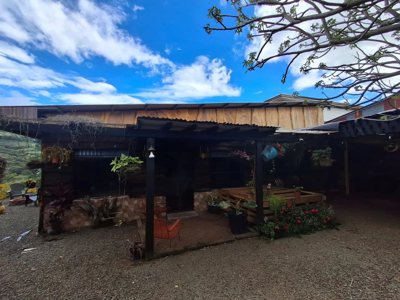 Casa Scenic Escape: Stylish cabin home with Panoramic Views!Views! - photo 2