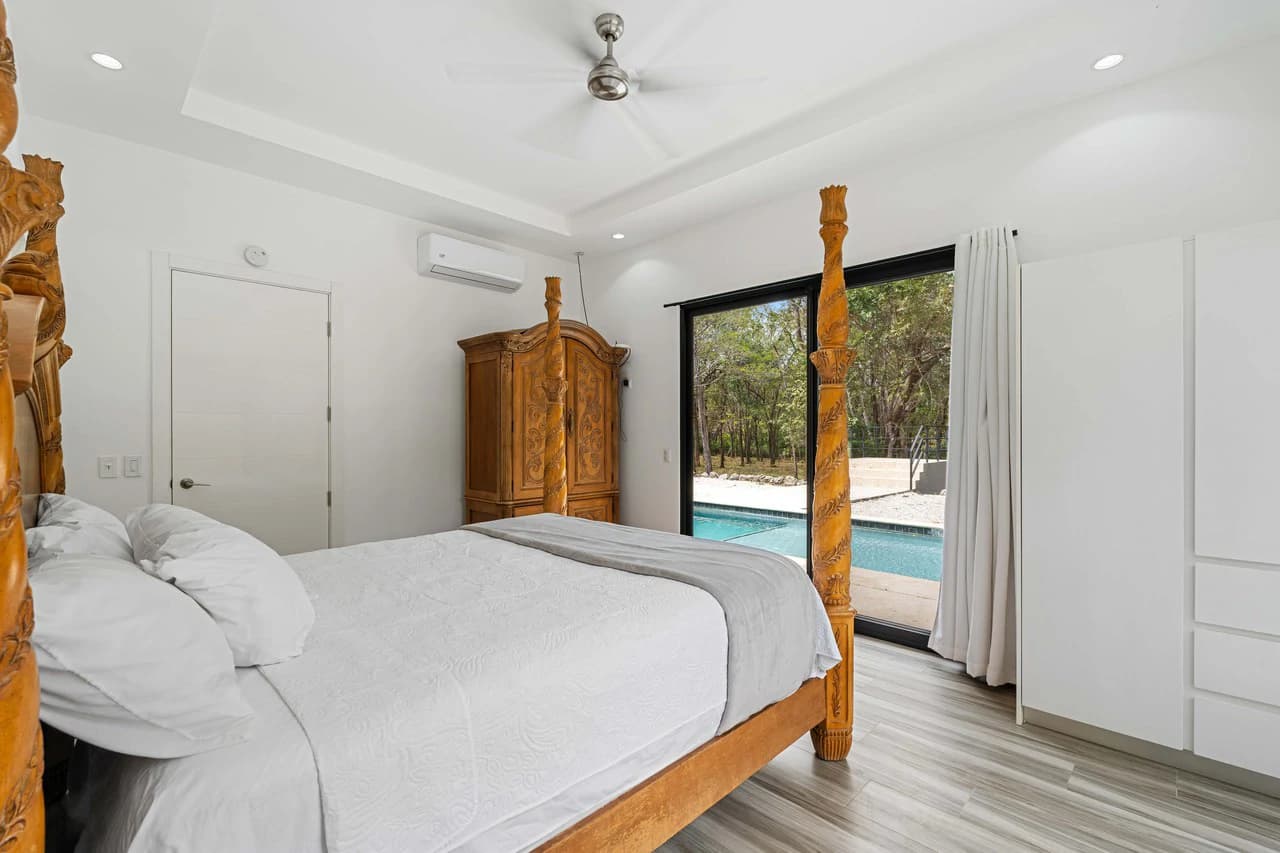 Casa Avalon: New 4-Bedroom Home on 1.48-Acre Lot – Build 2 More Structures, Just Minutes from the Beach! - photo 12