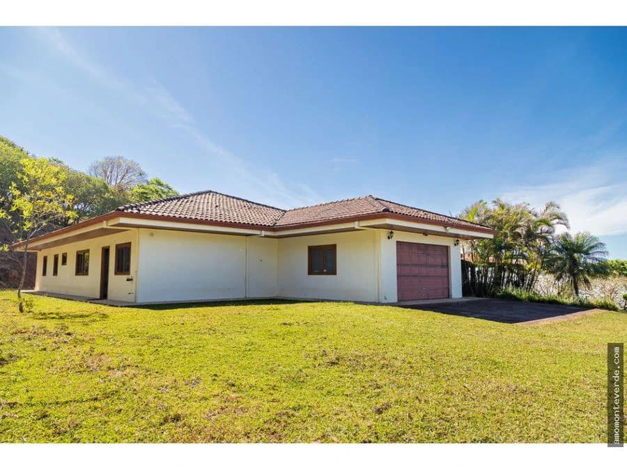 5-Acre Property with 2 Houses and Stunning Nicoya Gulf Views CE0324: 5-Acre Monteverde Retreat with Two Homes and Stunning Gulf of Nicoya Views – Ideal for Eco-Projects or Private Living - photo 23