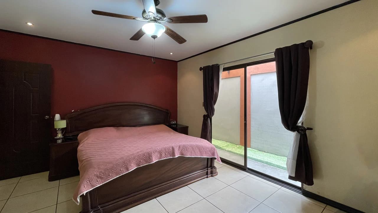 House for sale in Grecia in gated community, Las Calas - photo 8