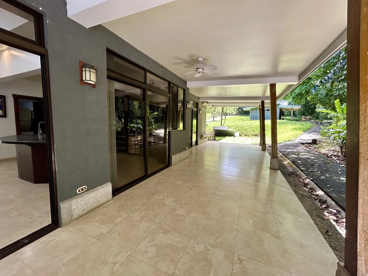 Fixer-Upper Home with an studio Office in Palmar Norte on a 7.58 Acres Property - photo 13