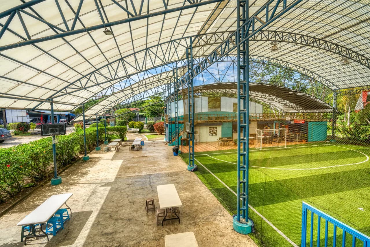 THRIVING SPORTS AND COMMERCIAL BUSINESS WITH OWNER FINANCING OPTION: Rincon Uvita - photo 24