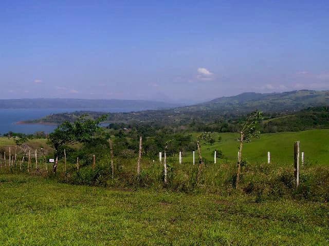 Hacienda Poseidon: 33 acre property overlooking Lake and Volcano Arenal - photo 14