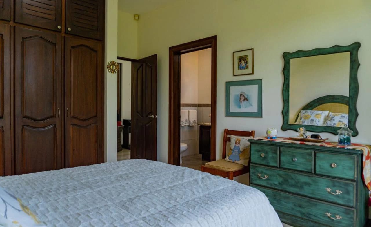 House For Sale in Curubandé - photo 13