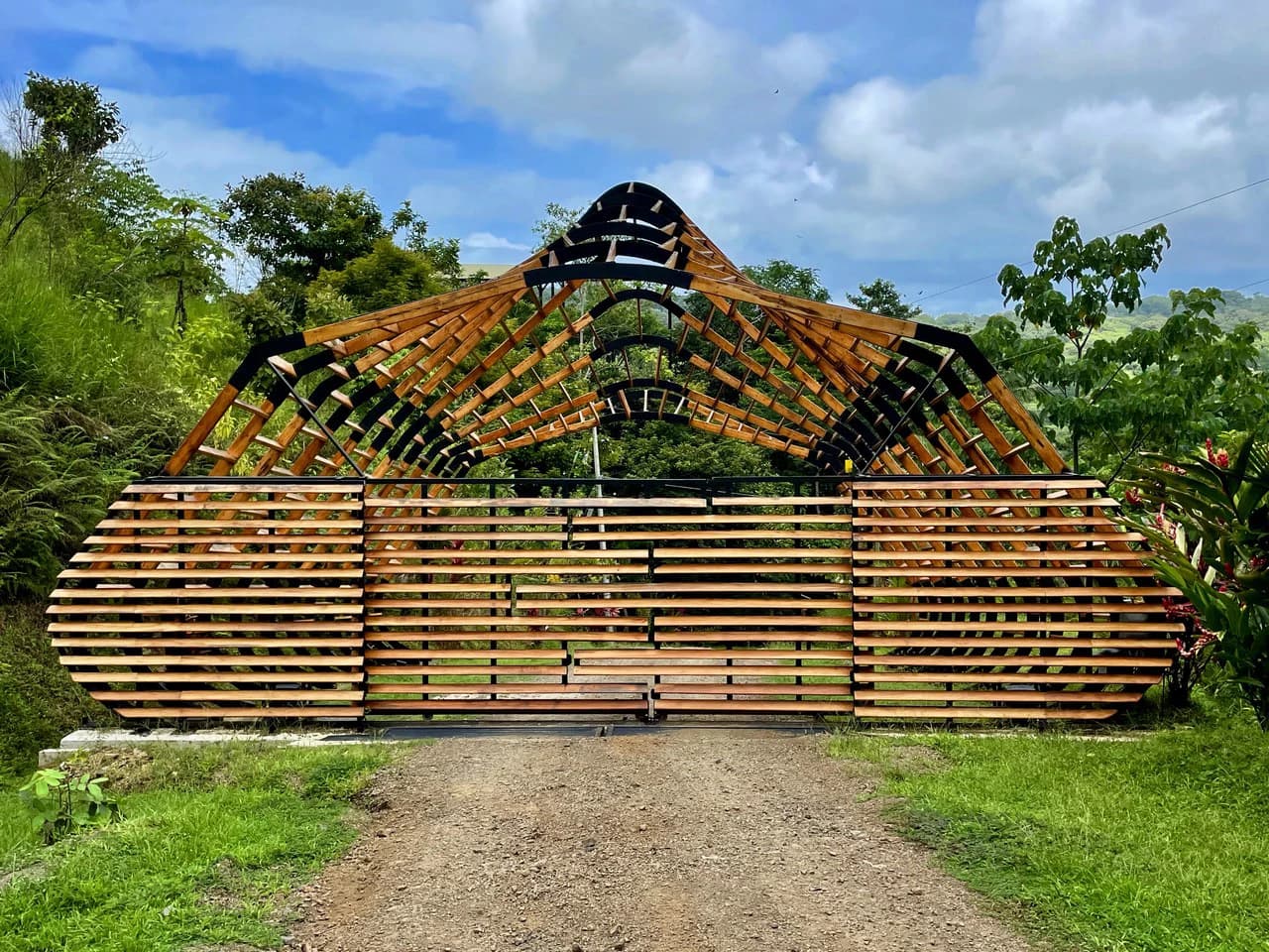1.75 ACRES – Amazing Ocean View Lot, Gated Community, Legal Water, Minutes From Dominical And Beach!!!!: Near the Coast and Mountain Home Construction Site For Sale in Dominical - photo 10