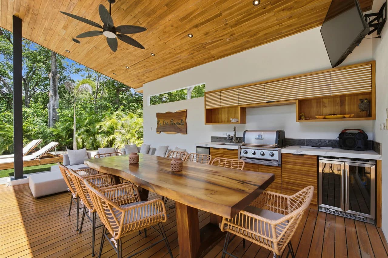 Casa La Ola Perfecta: Luxury 5-Bedroom Home with Pool, short walk to the Beach in Hacienda Pinilla - photo 34