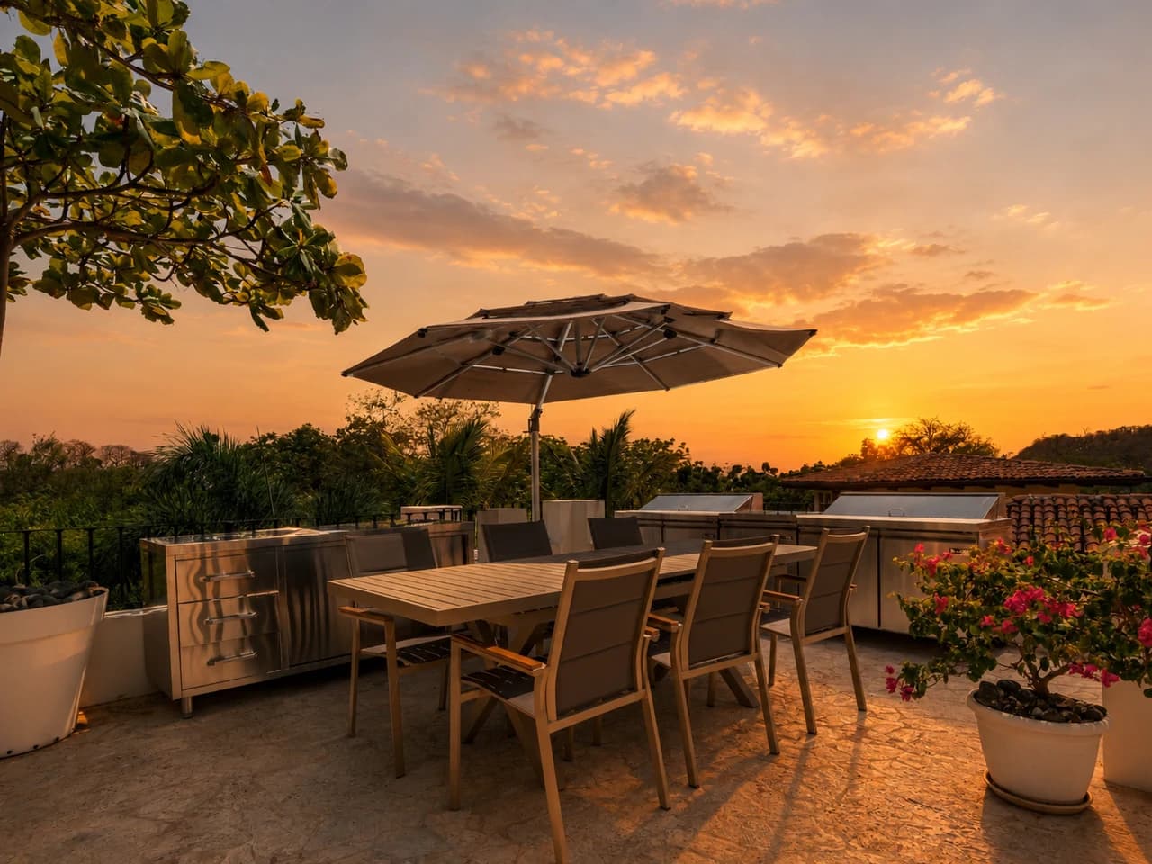 25 Paseo Del Mar: Best-Priced Beachfront Home in Las Catalinas - photo 5