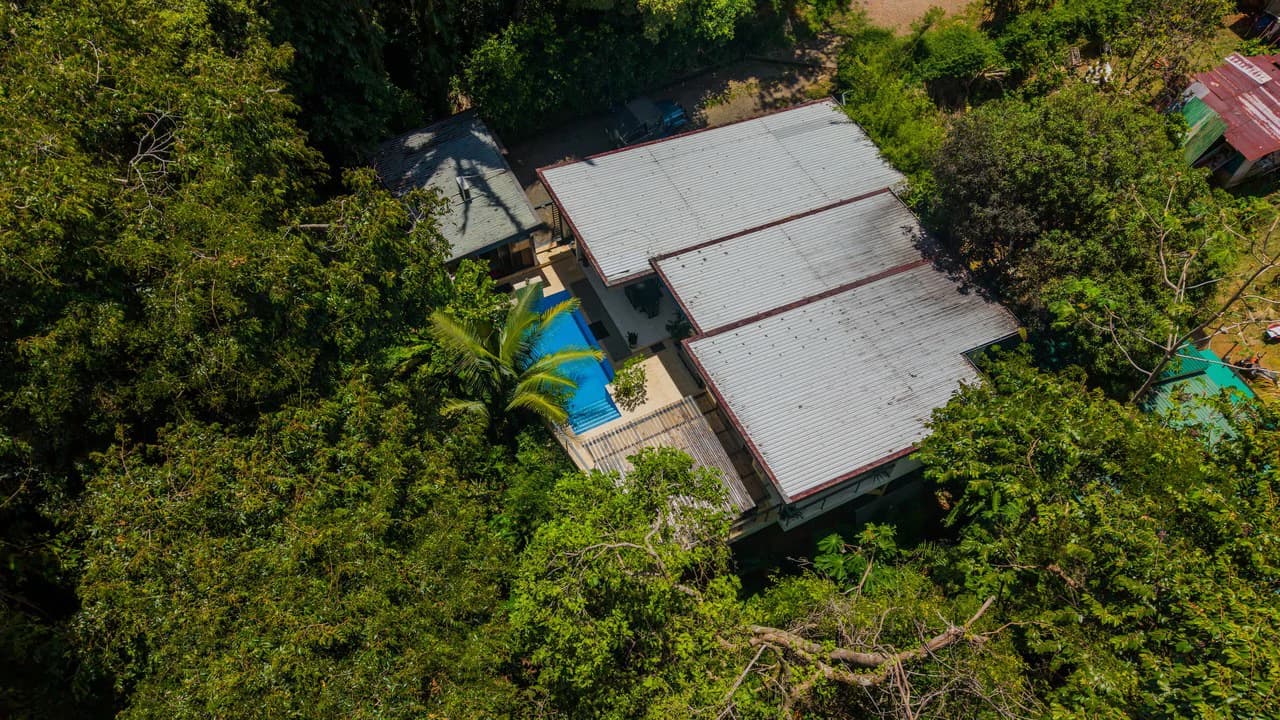 Charming 2 Bedroom Home + Studio located in heart of Uvita - photo 37