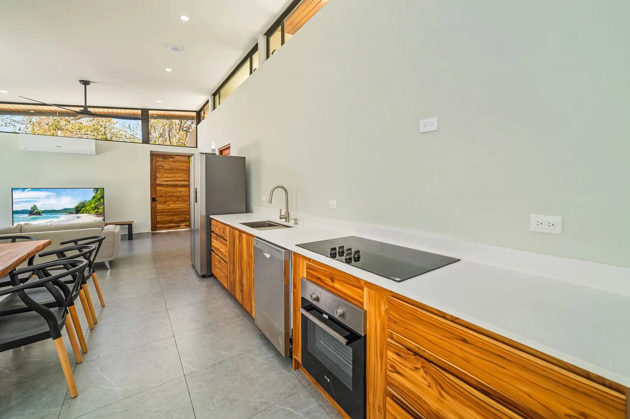 Casa Almendro: Contemporary 3BR Home - photo 13