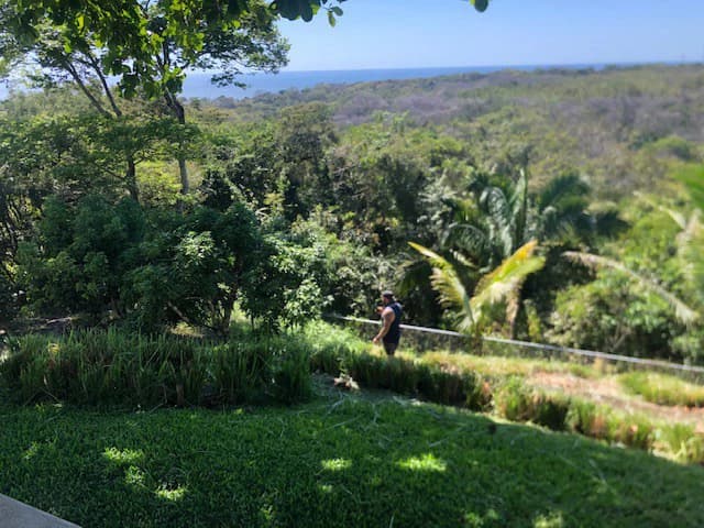 Fine private modern house in spacious ocean view property - photo 25