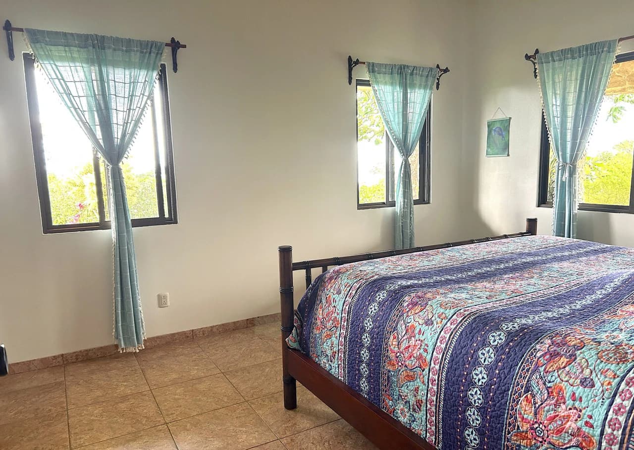 VILLA PIETRA: CAPTIVATING LAKE ARENAL ESTATE WITH GUEST CASITA - photo 18
