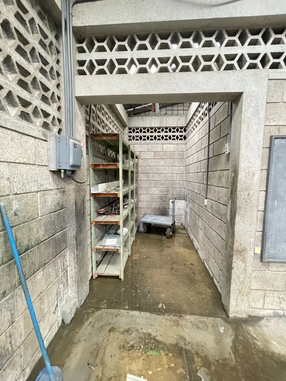 Warehouse and Mixed-Use Property for Sale in Desamparados: Warehouse For Sale in Desamparados - photo 19