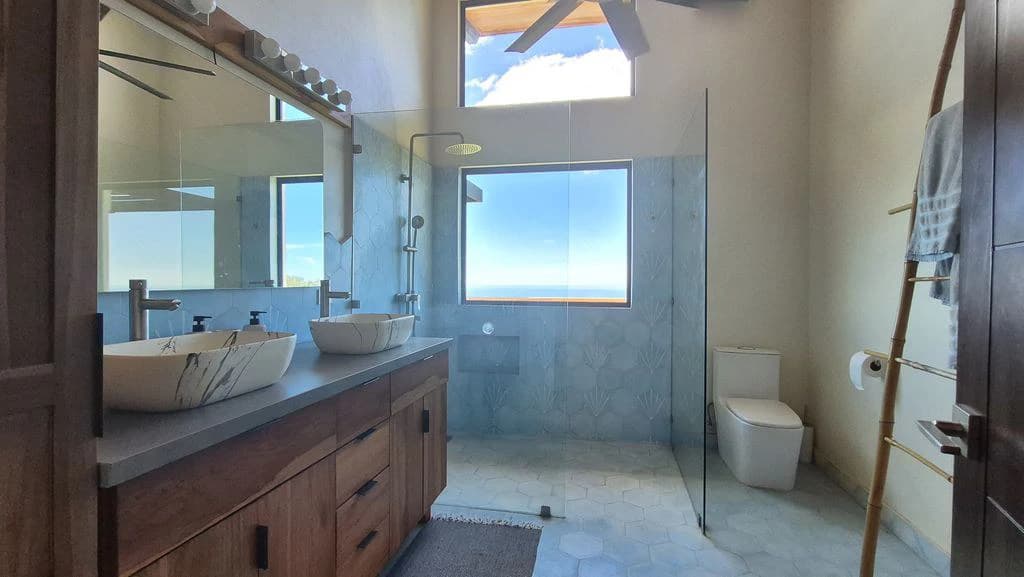 Casa Pacifica: Contemporary Home with Spectacular Ocean View - Pool and Jacuzzi - photo 26