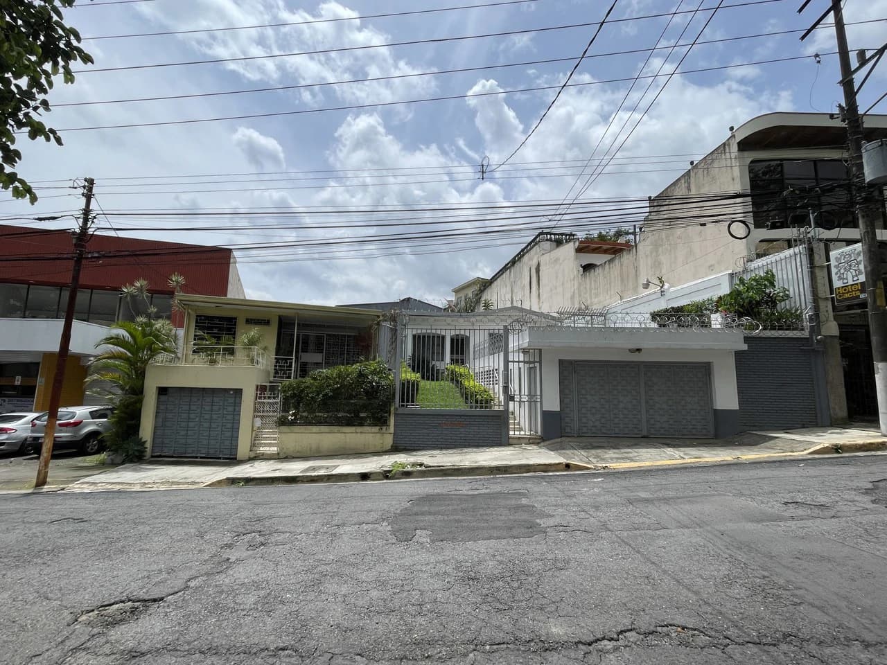 Pitahaya: Prime Investment Opportunity: Mixed-Use Property in San José – Paseo Colón Area