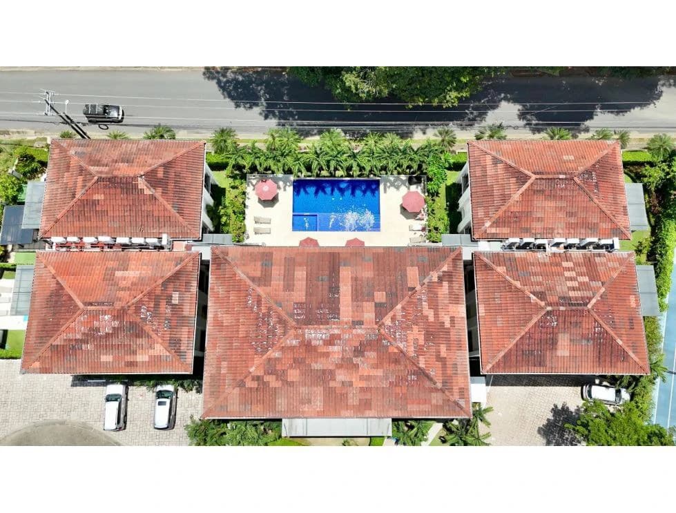 Luxury Apartment in Herradura: 2 Bedrooms, Balcony, and Pool Access - photo 5