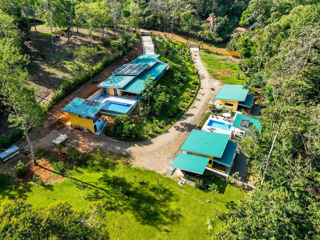 Custom Built Luxury Retreat with Guest Villas in Ojochal - photo 64