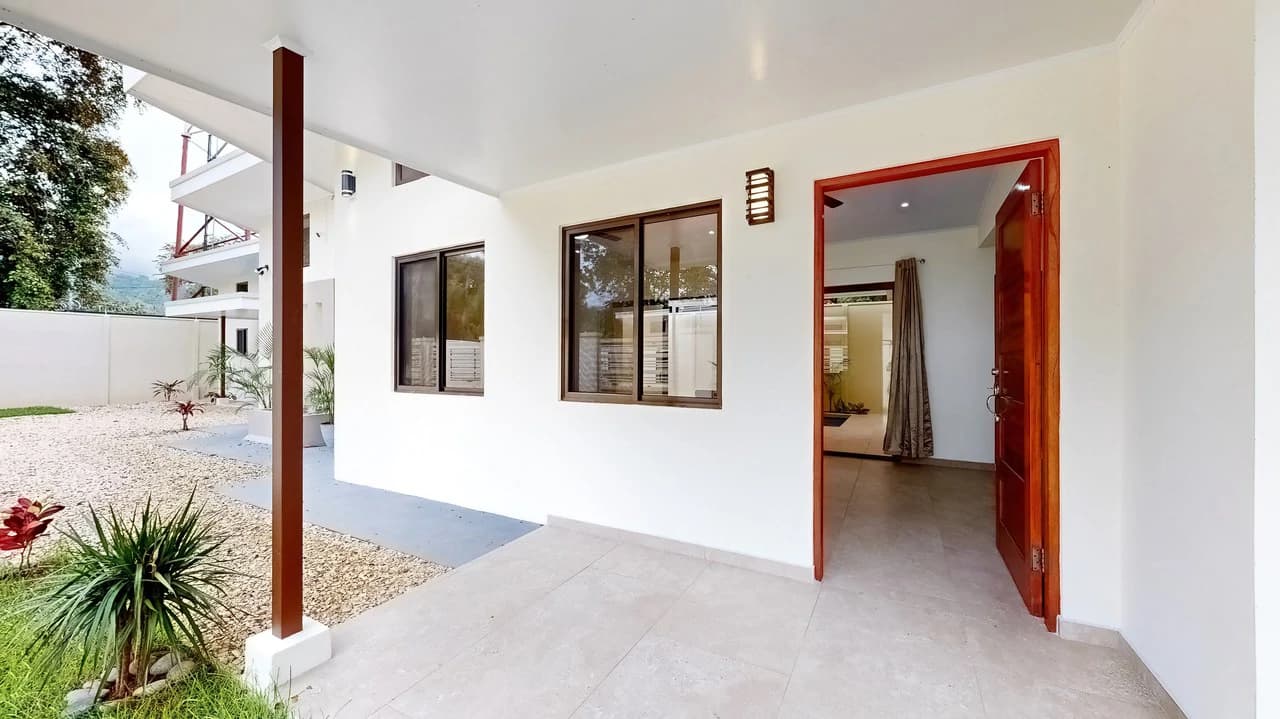 Modern 3-Bedroom Home Near Marino Ballena National Park – Central Uvita - photo 16