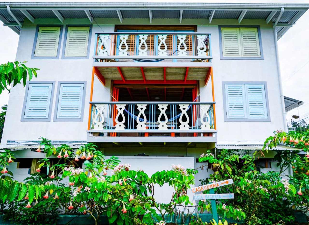 6 Bd/4 Ba: Income Producing 3 Unit Apartment In Downtown Puerto Viejo