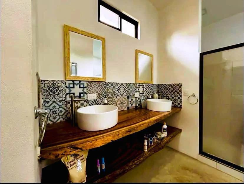 Turn Key 3 Bedroom Beachside Home in Playa Matapalo - photo 24