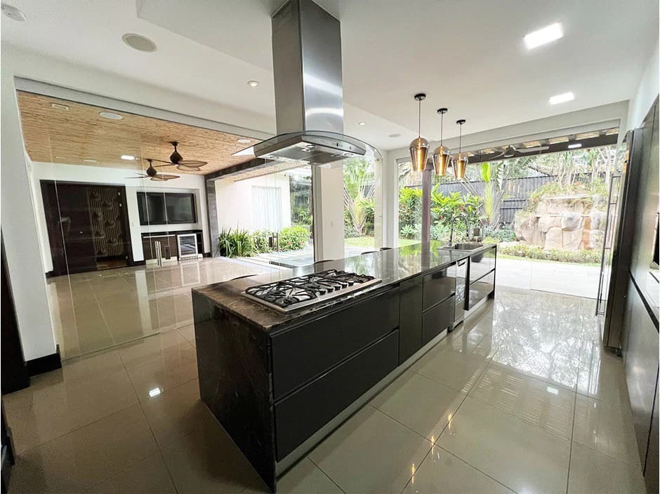 Hacienda Lindora: House For Sale in Lindora - photo 12
