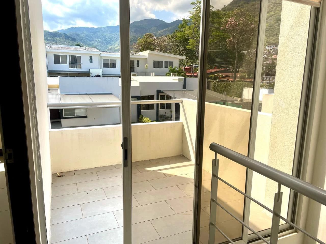 Mountain view house for sale 3 bedrooms Santa Ana Costa Rica - photo 11