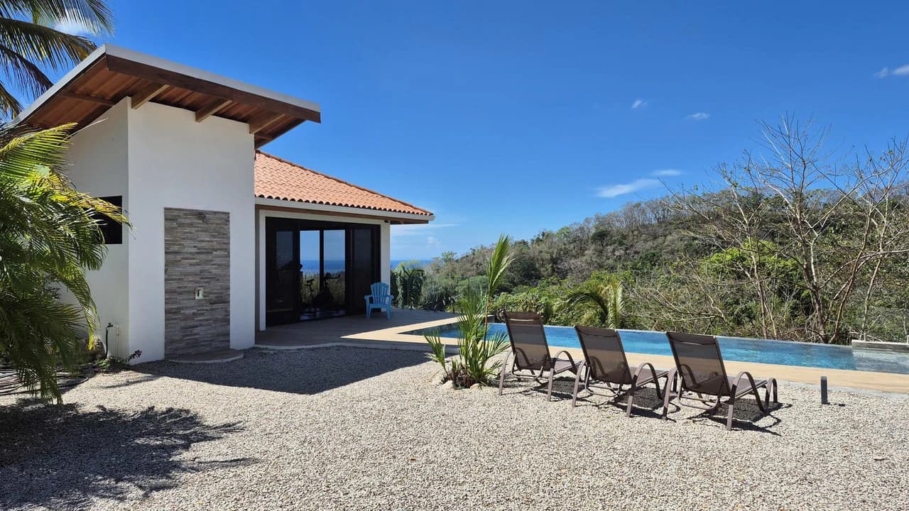Casa Happy Eden: Elegant Ocean View Villa with Infinity Pool in Exclusive Boca del Toro – minutes from Carillo Beach - photo 4