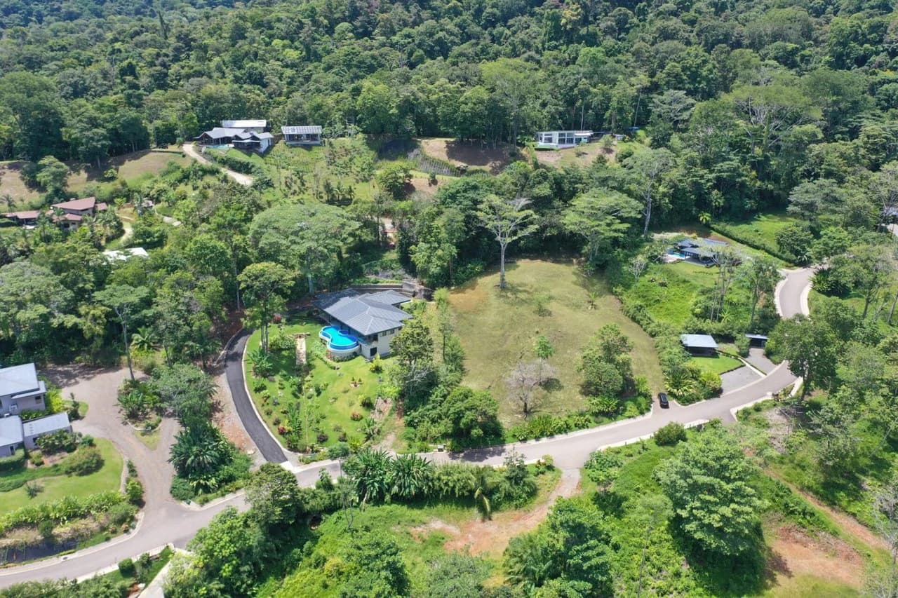 1.25 ACRES – Stunning Ocean View Oasis: Exclusive Property With Premium Amenities!!!! - photo 8